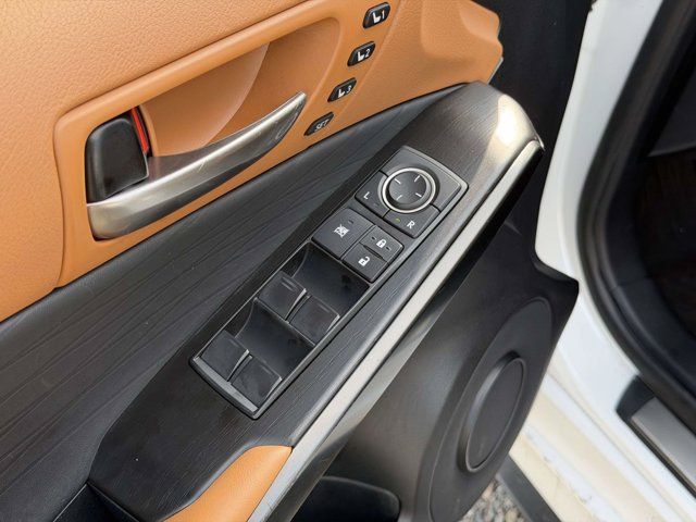 Used 2023 Lexus IS 300 AWD w/ Premium Package image 15