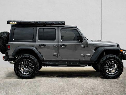 Used 2020 Jeep Wrangler Unlimited Sport S AWD/4WD image 8