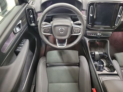 Certified 2023 Volvo C40 P8 Recharge Ultimate image 17