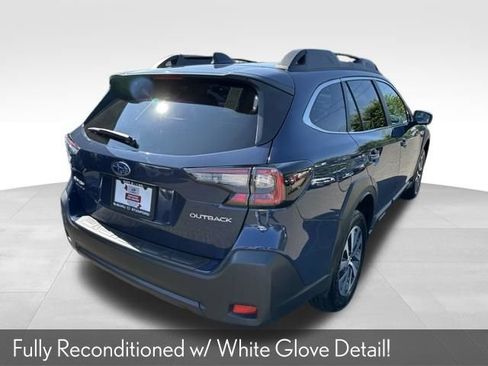 Used 2025 Subaru Outback Premium AWD/4WD image 8