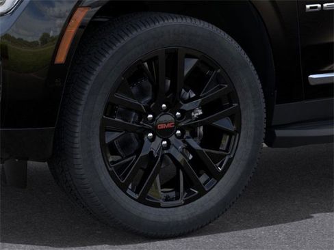 New 2026 GMC Yukon XL Denali image 9