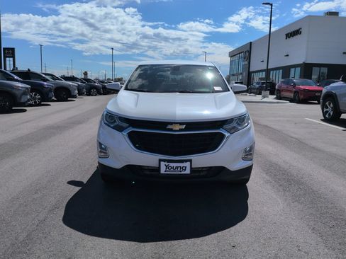 Used 2019 Chevrolet Equinox LT AWD/4WD image 2