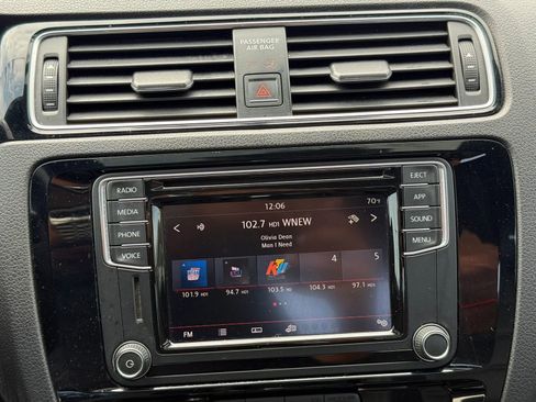 Used 2018 Volkswagen Jetta Sport image 22