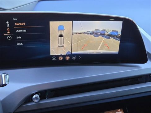 New 2026 Cadillac Vistiq Premium Luxury w/ LPO, Floor Liner Package image 27