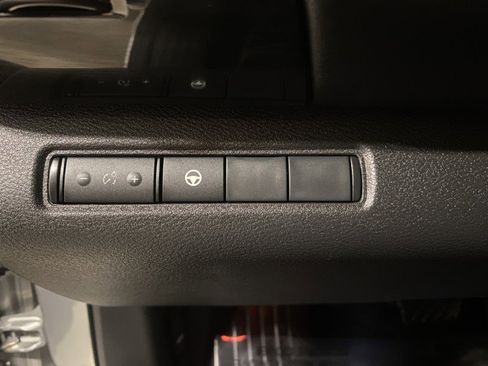 Used 2024 Nissan Pathfinder SV AWD/4WD image 33