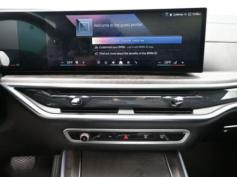 Used 2024 BMW X5 xDrive40i AWD/4WD image 13