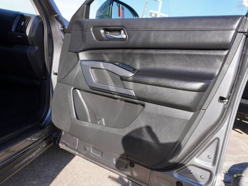 Used 2023 Nissan Pathfinder SL image 21