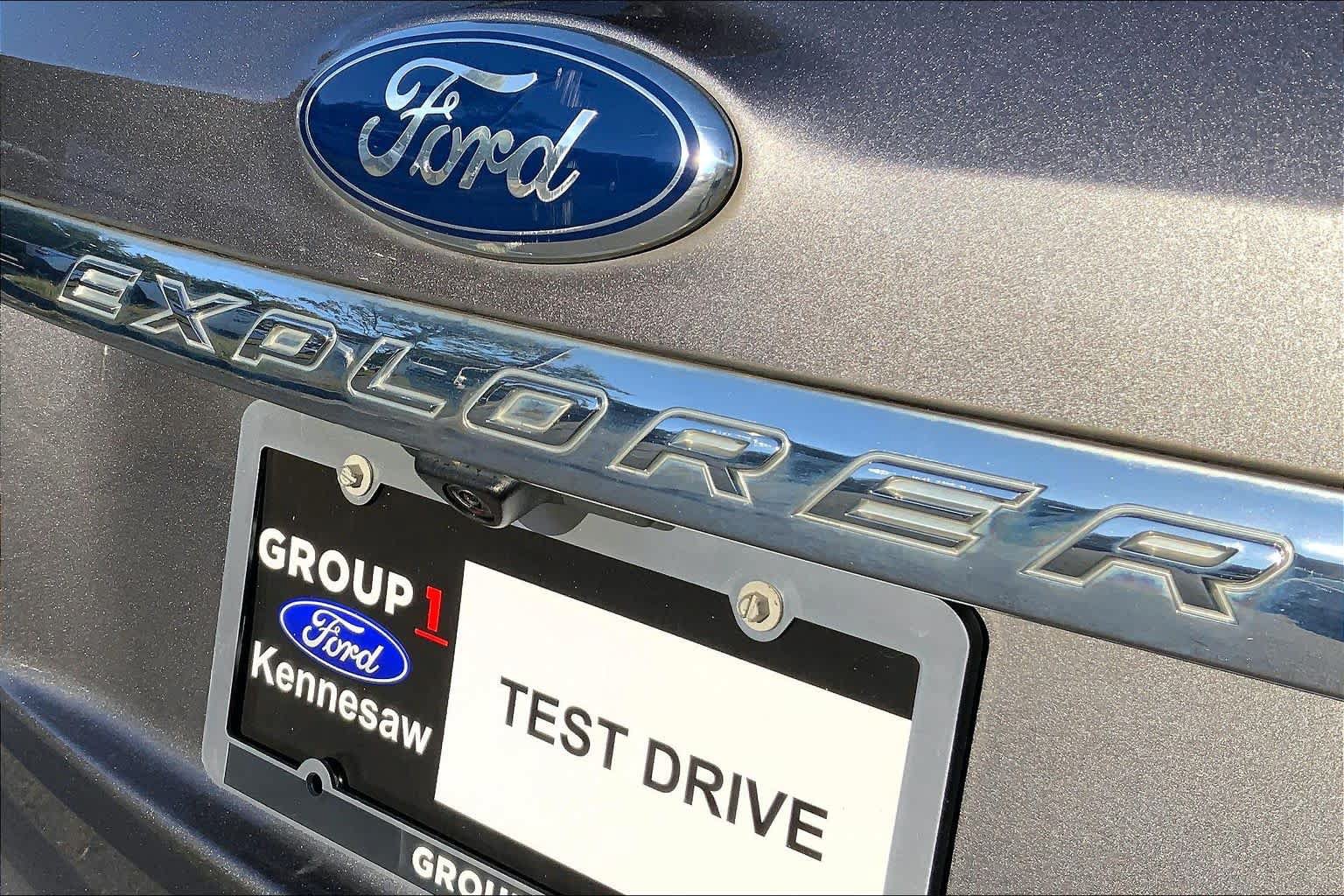 Used 2013 Ford Explorer XLT FWD image 29
