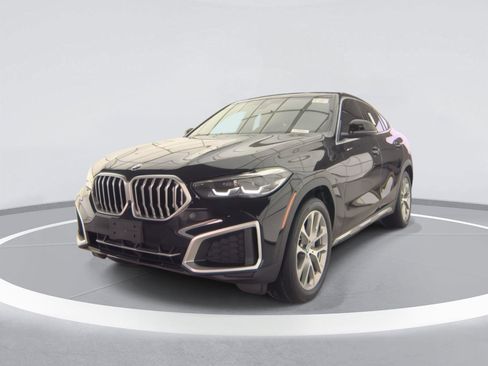 Used 2023 BMW X6 xDrive40i w/ Premium Package image 5