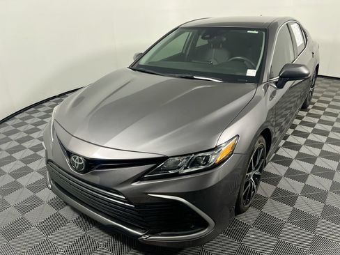 Used 2023 Toyota Camry LE FWD image 7