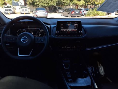 Used 2021 Nissan Rogue SL image 20
