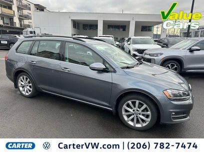 Used 2016 Volkswagen Golf SE w/ Lighting Package