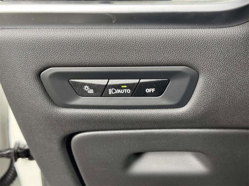 Used 2026 BMW X5 xDrive40i w/ Premium Package image 19