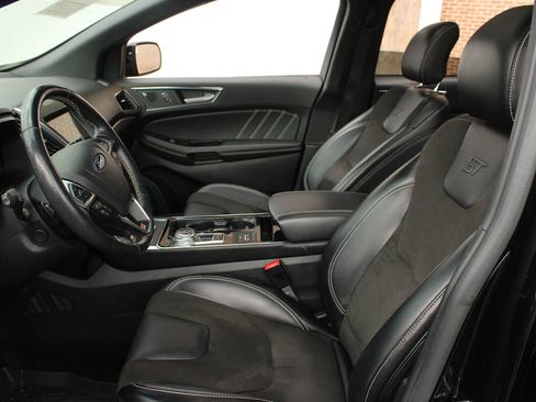 Used 2019 Ford Edge ST w/ Equipment Group 401A image 13