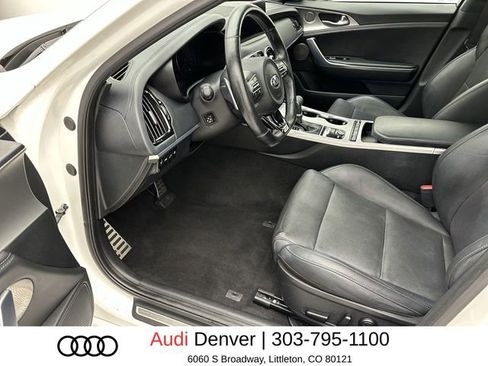 Used 2019 Kia Stinger GT1 AWD/4WD image 11