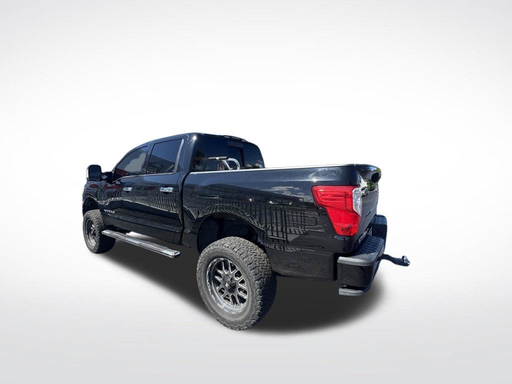 Used 2021 Nissan Titan SV w/ SV Convenience Package AWD/4WD image 10