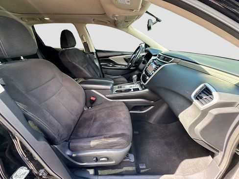 Used 2018 Nissan Murano SV w/ Premium Package FWD image 31