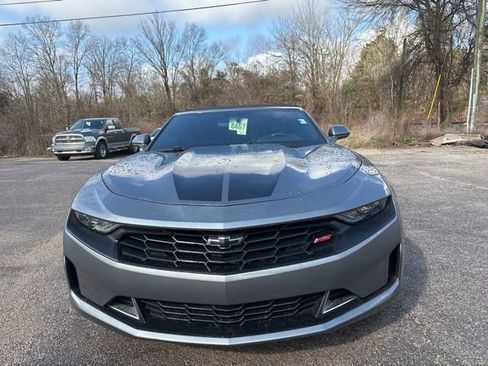Used 2020 Chevrolet Camaro LT w/ RS Package image 6