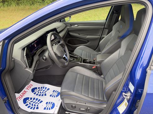 Used 2024 Volkswagen Golf R AWD/4WD image 16