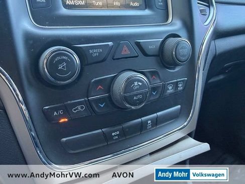 Used 2015 Jeep Grand Cherokee Laredo w/ Quick Order Package 23E AWD/4WD image 28