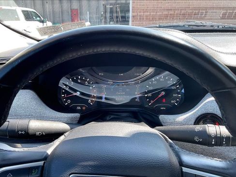 Used 2022 Jeep Compass Latitude AWD/4WD image 19