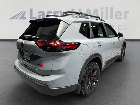 New 2026 Nissan Rogue SV image 5