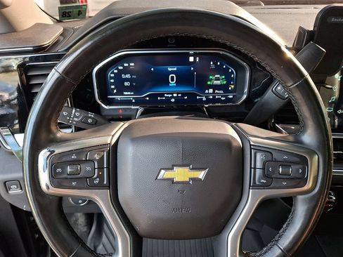 Used 2023 Chevrolet Silverado 1500 LT AWD/4WD image 19