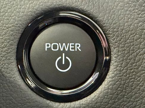 New 2026 Toyota Tundra Limited AWD/4WD image 25