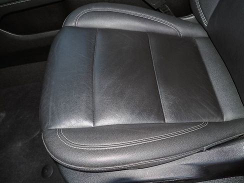 Certified 2023 Chevrolet Suburban LT image 27