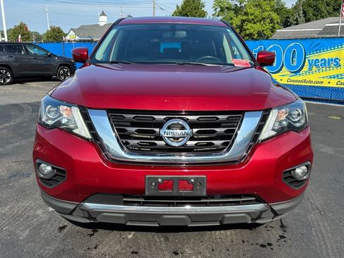 Used 2019 Nissan Pathfinder Platinum AWD/4WD image 9