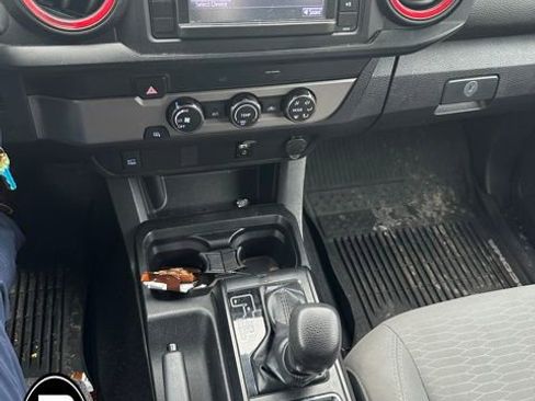 Used 2019 Toyota Tacoma SR image 11