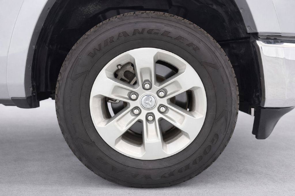 Used 2022 RAM 1500 Laramie AWD/4WD image 31