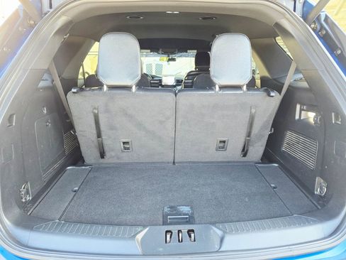 Used 2020 Ford Explorer XLT w/ Equipment Group 202A image 45