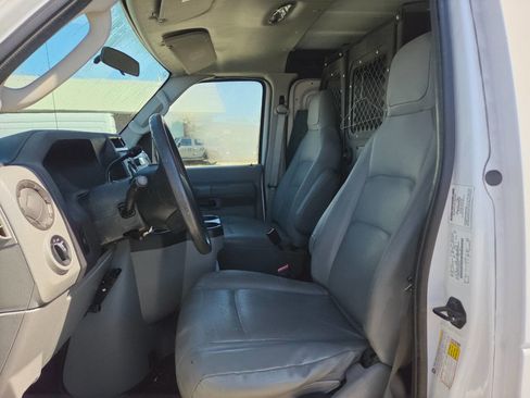 Used 2012 Ford E-150 and Econoline 150 RWD image 28