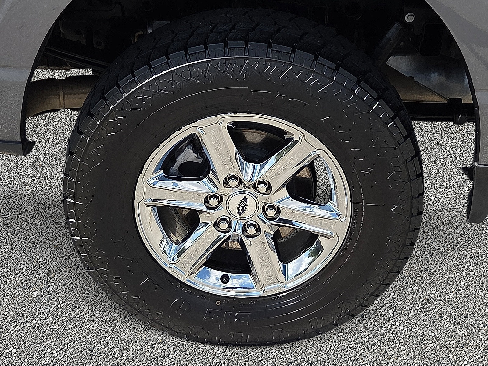 Used 2025 Ford F150 XLT w/ Equipment Group 302A MID AWD/4WD image 7