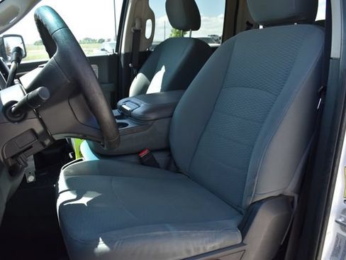 Used 2017 RAM 2500 SLT AWD/4WD image 15
