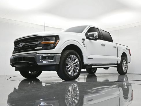 Certified 2024 Ford F150 XLT w/ Equipment Group 302A MID AWD/4WD image 38