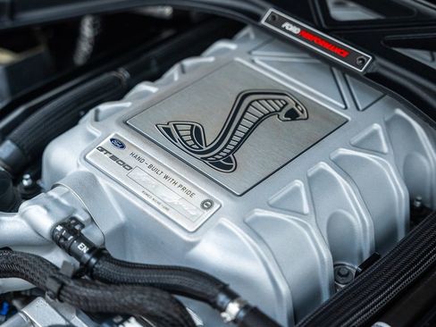 Used 2021 Ford Mustang Shelby GT500 w/ Carbon Fiber Track Pack RWD image 31
