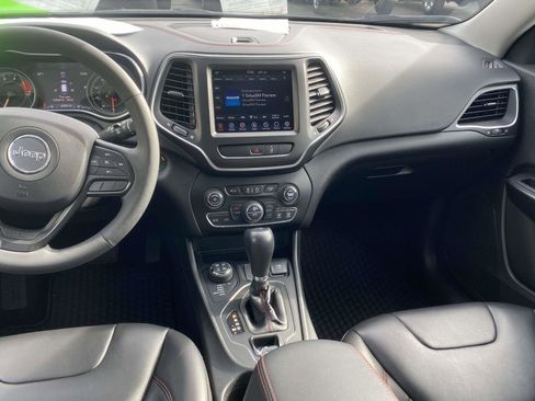 Certified 2022 Jeep Cherokee Trailhawk w/ Trailer Tow Group image 21