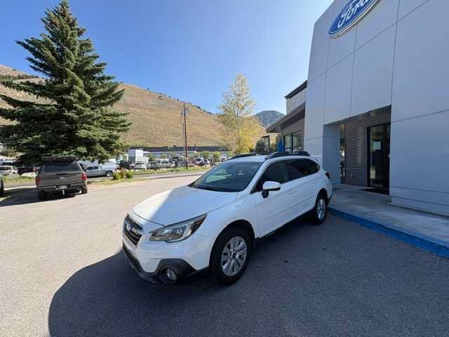Used 2019 Subaru Outback 2.5i Premium AWD/4WD image 3