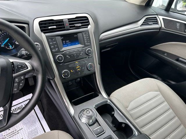 Used 2018 Ford Fusion S FWD image 21