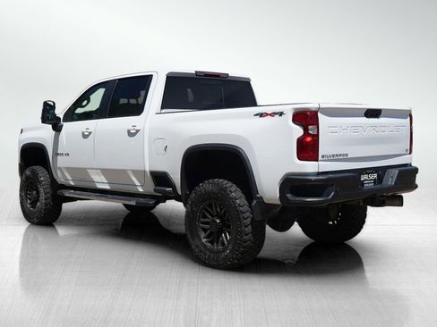 Used 2020 Chevrolet Silverado 2500 LT w/ True North Edition AWD/4WD image 3