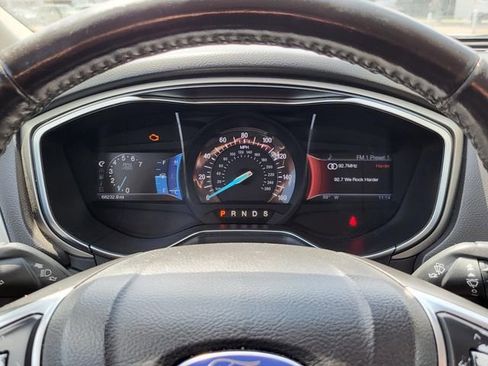 Used 2013 Ford Fusion SE FWD image 5