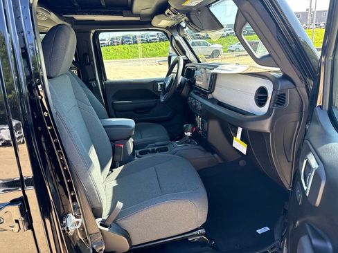 New 2026 Jeep Wrangler Unlimited Sport AWD/4WD image 25