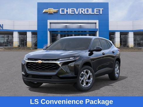 New 2026 Chevrolet Trax LS w/ LS Convenience Package FWD image 7