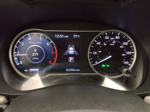 Used 2021 Nissan Versa SV image 23