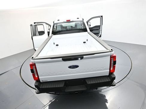 New 2026 Ford F350 XL w/ 360-Degree Camera Package RWD image 39