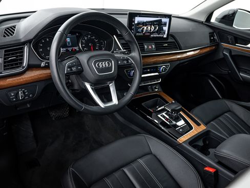 Certified 2023 Audi Q5 2.0T Premium w/ Convenience Package image 8
