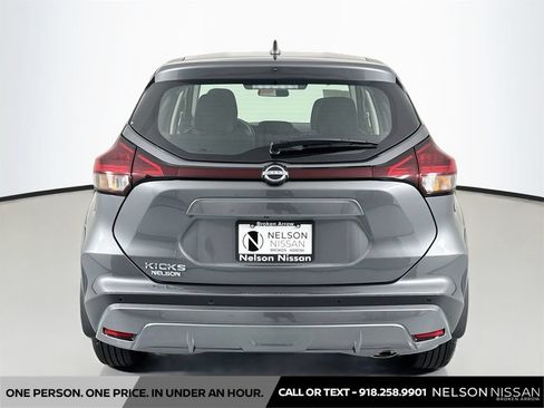 Certified 2025 Nissan Kicks Play S FWD image 6
