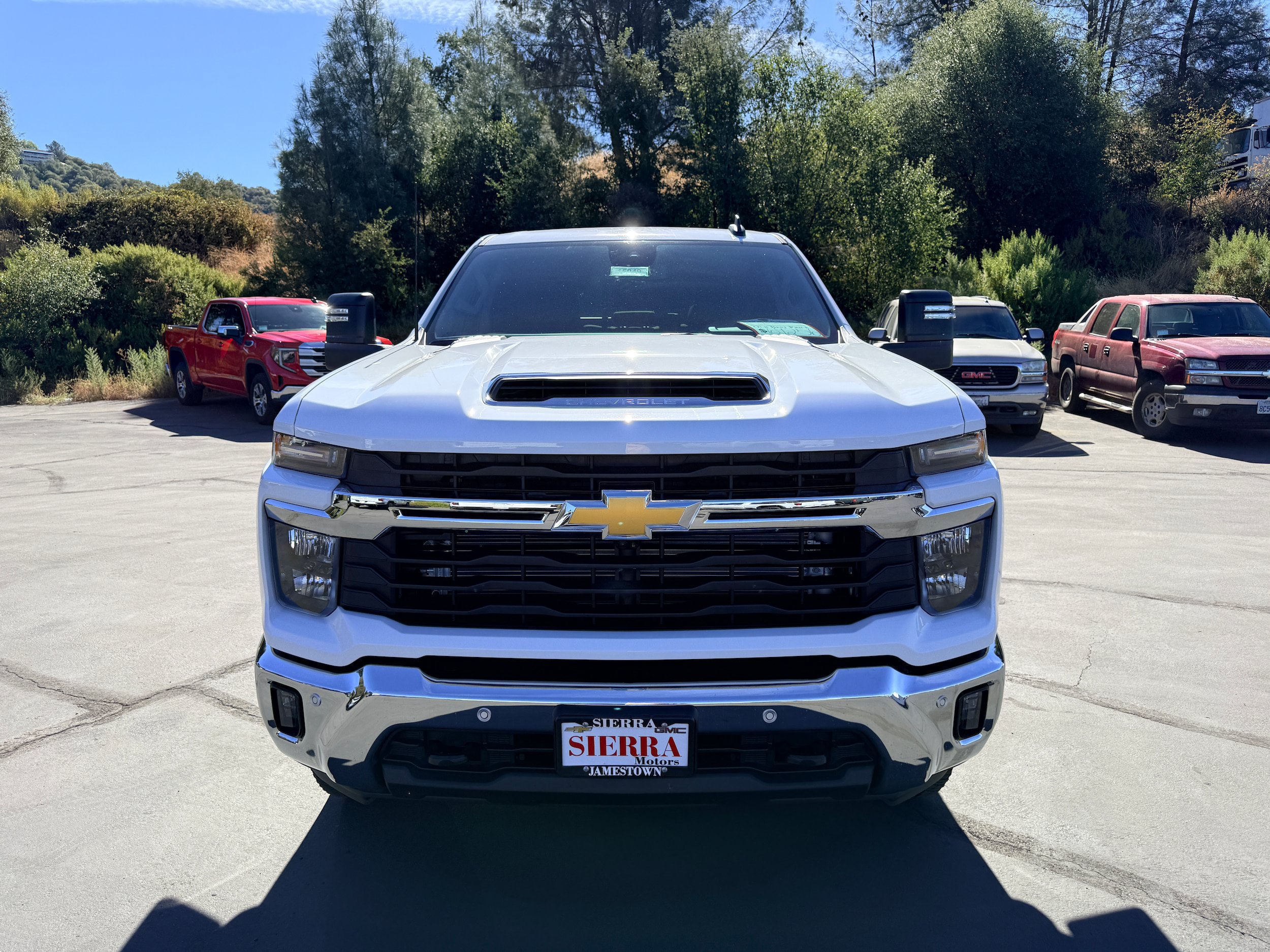 New 2026 Chevrolet Silverado 3500 LT w/ All Star Edition AWD/4WD image 2